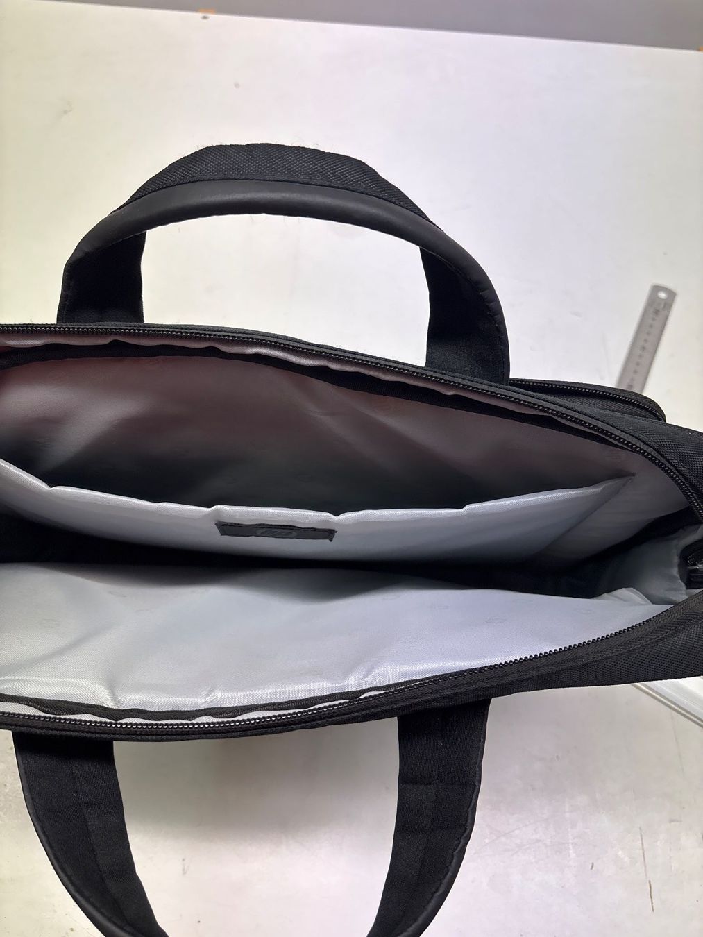 Borse: HP Laptoptasche, neuwertig – Usato da Dübendorf venduto da voojagig 1