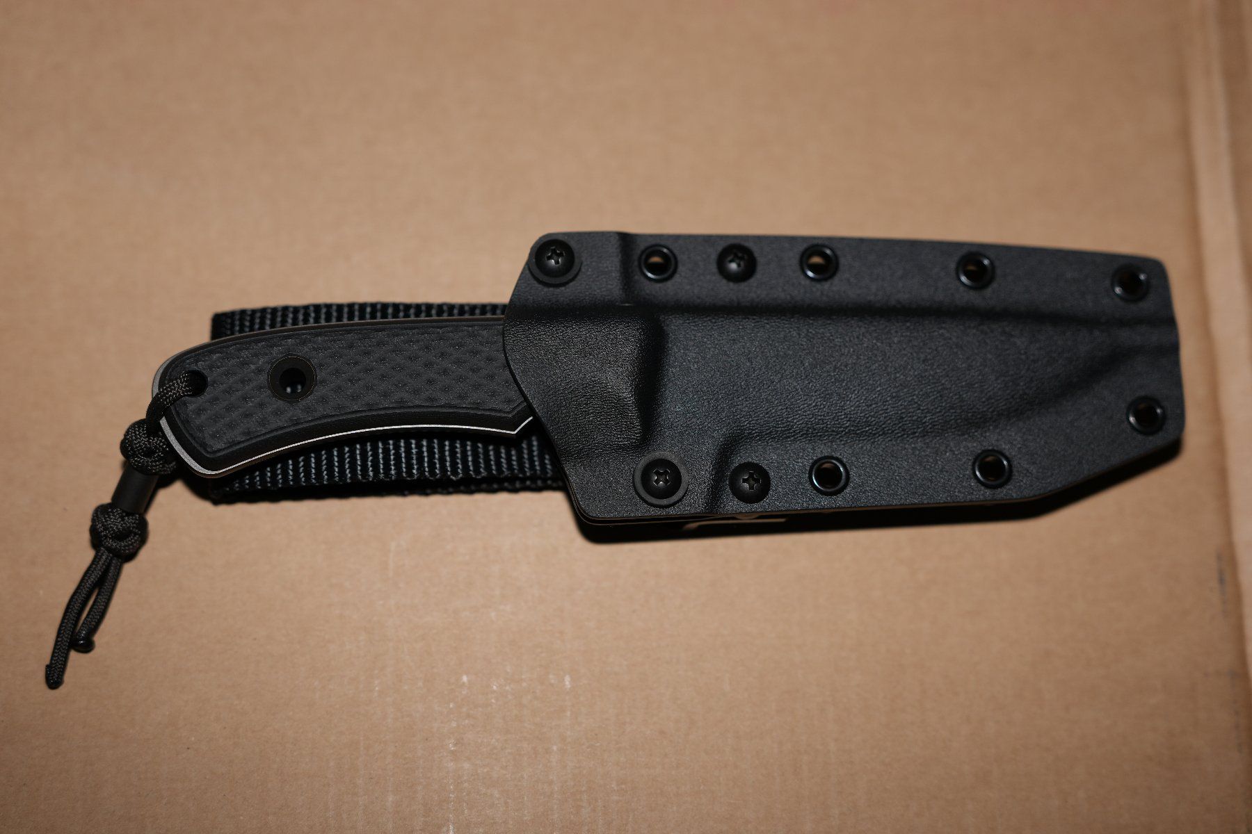 Couteaux militaires: TRC Knives South Pole, Black DLC Vanadis 4 – Neuf (Voir description) à Zürich par Verkaufen-Schweiz 4