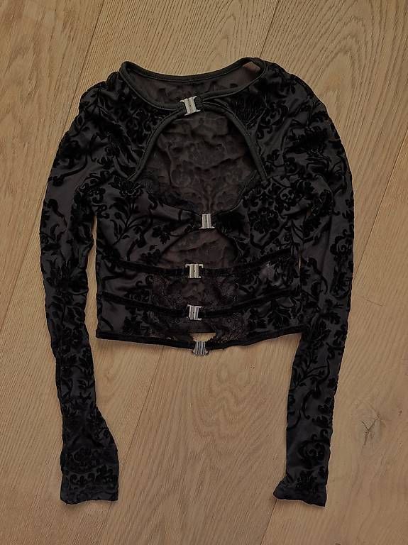 Top: Top a maniche lunghe S – Usato da Cademario venduto da ana_zp9b