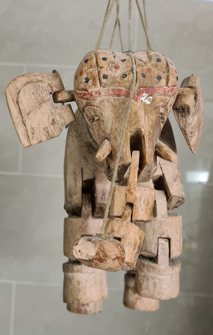Bambole: Marionette Elefant Elephant selten handgeschnitzt – Nuovo (secondo la descrizione) da Füllinsdorf venduto da Sternenblick19 2