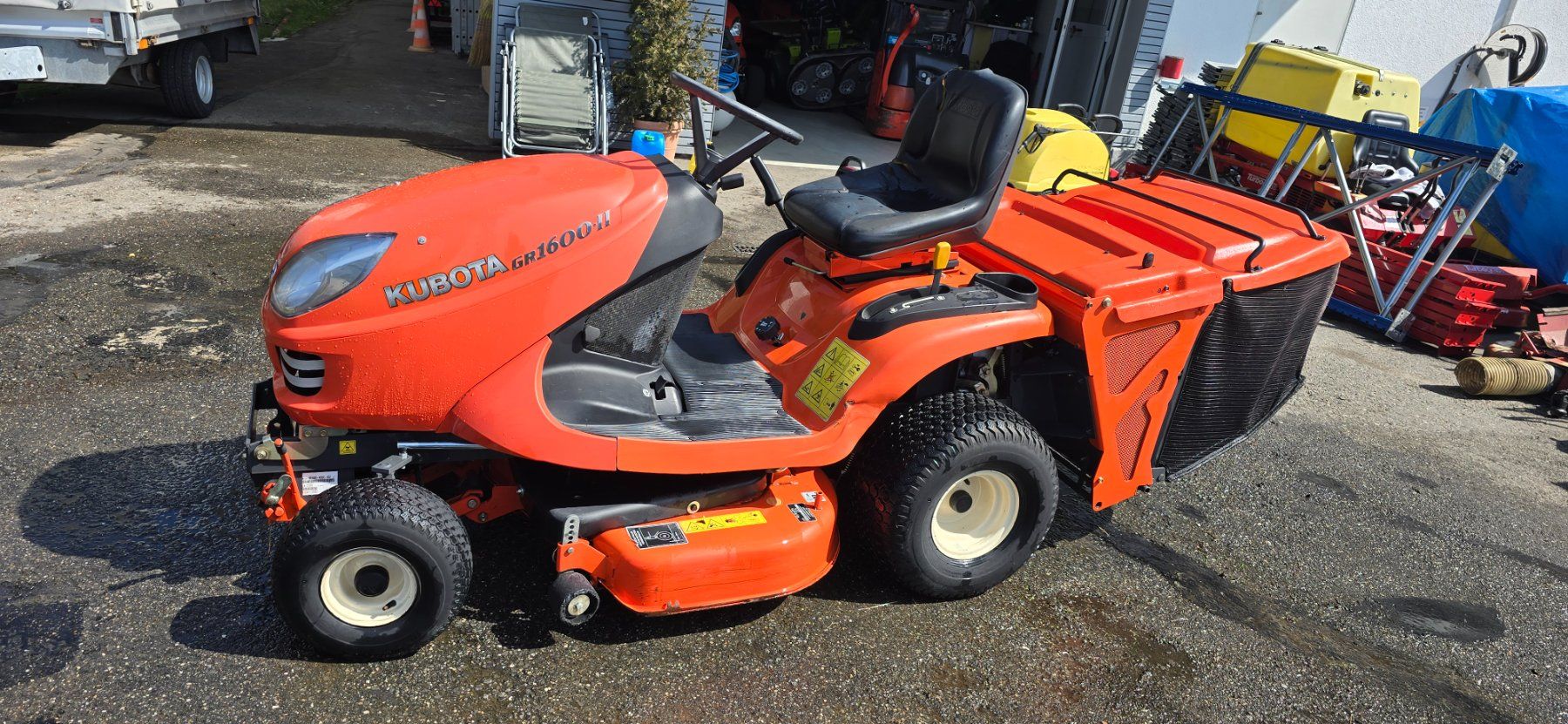 Kubota Tagliaerba: Rasentraktor Kubota GR1600 ll – Usato da Rain venduto da Fafan069 3