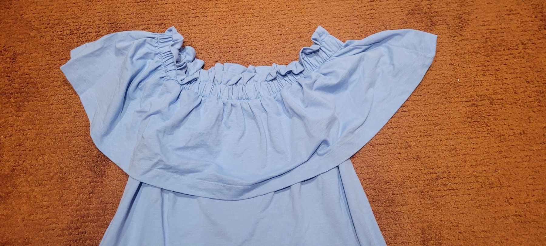 H&M Vestiti: Schönes Kleid Gr.42 – Nuovo (secondo la descrizione) da Schöfflisdorf venduto da cri_8gn5 1