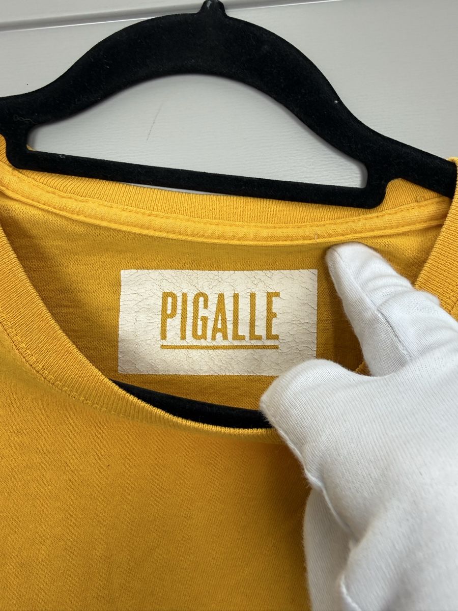 T-Shirts: Pigalle tee – Gebraucht aus Lausanne von Unehistoiredesapes 2