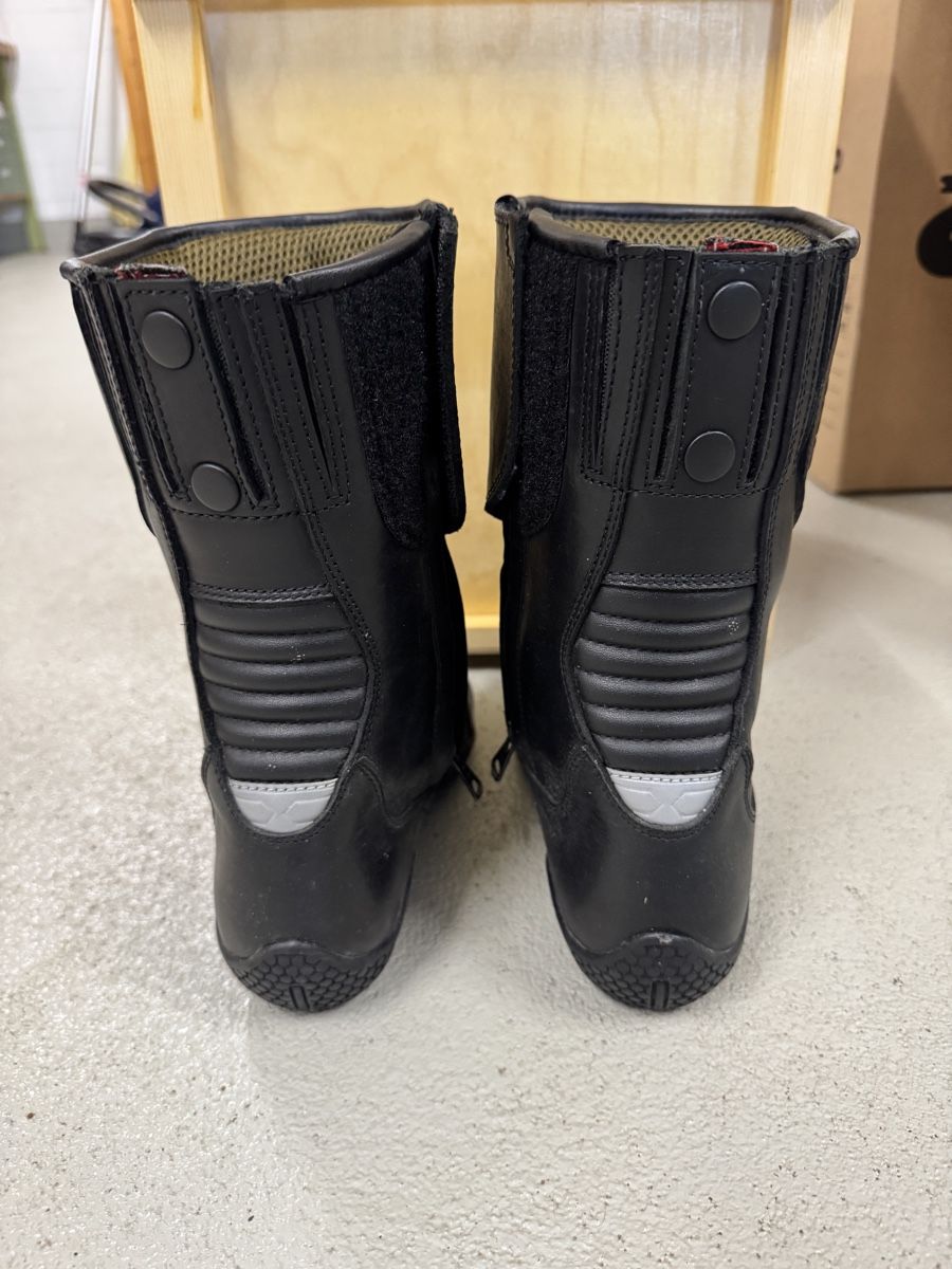 IXS Scarpe da donna: Motorradstiefel Gr. 38 Schwarz – Usato da Amden venduto da shi_tkdo 1