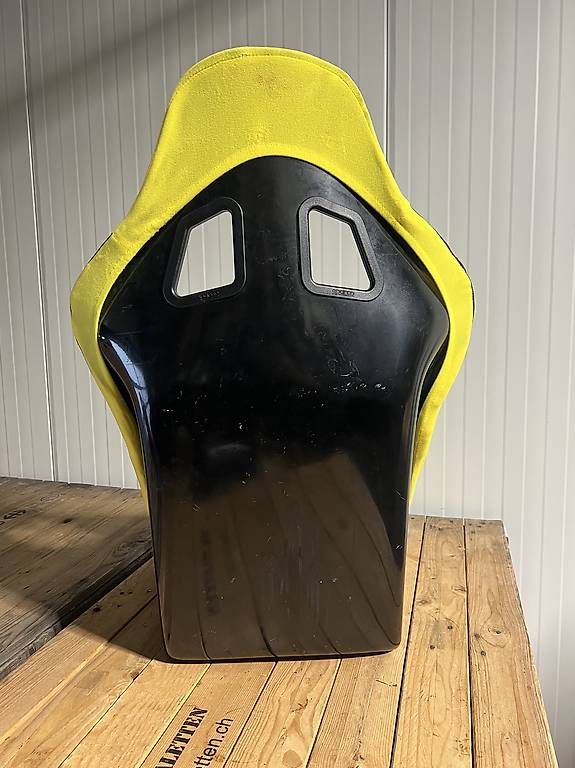 Tutti pezzi di ricambio auto: Sparco REV Schalensitz Gelb – Usato da Sulgen venduto da Semi3369 1