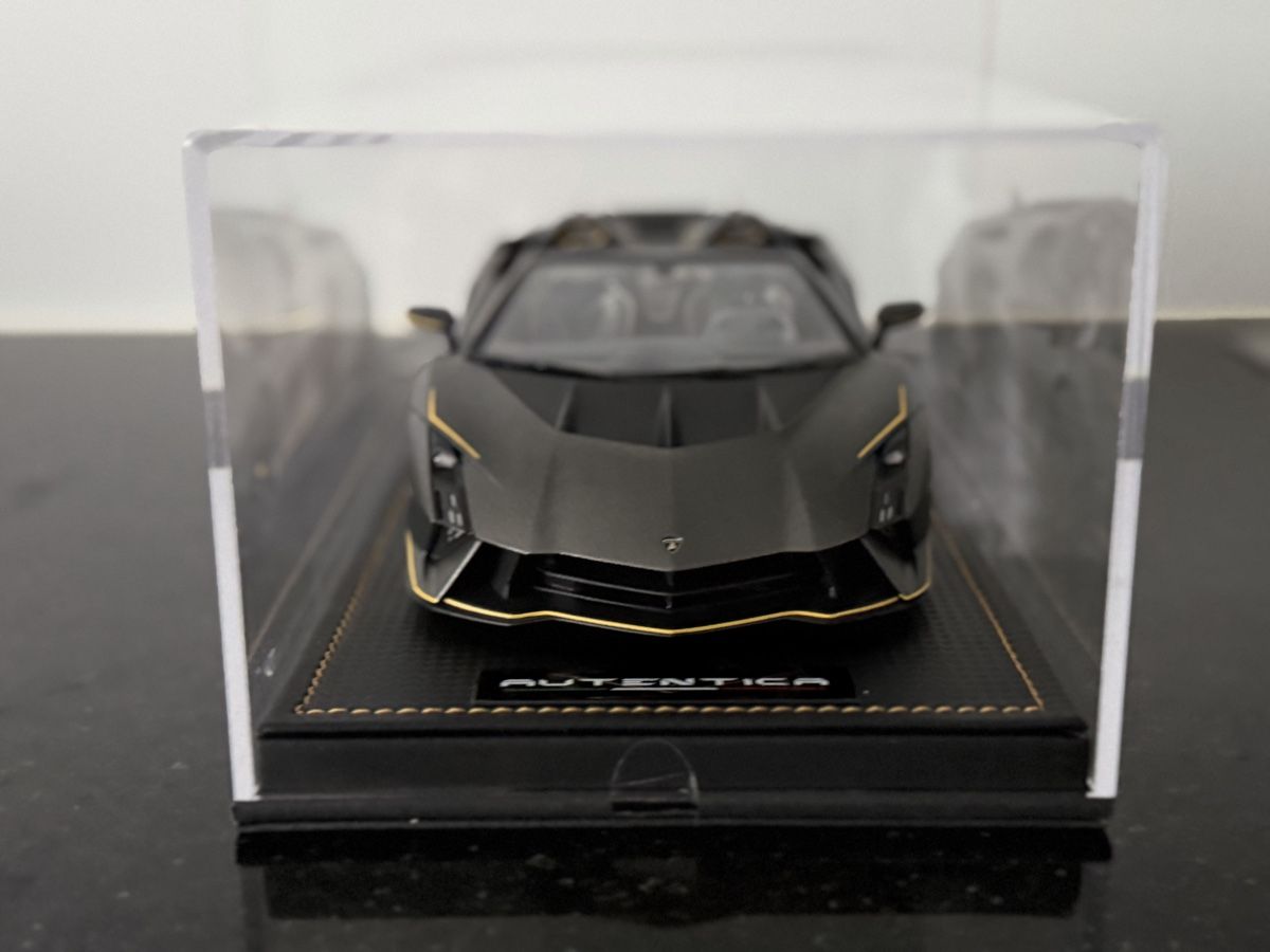 Lamborghini Modellini d'auto: 1:18 Lamborghini Authentica - MR – Nuovo (secondo la descrizione) da Langenthal venduto da SBKK98 1