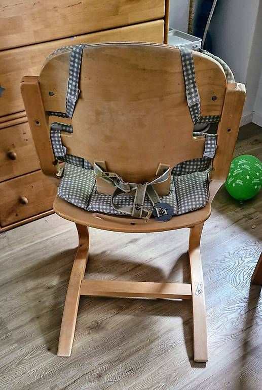 Hochstühle: Kinderhochstuhl  – Gebraucht aus Wängi von jav_h2yq 2