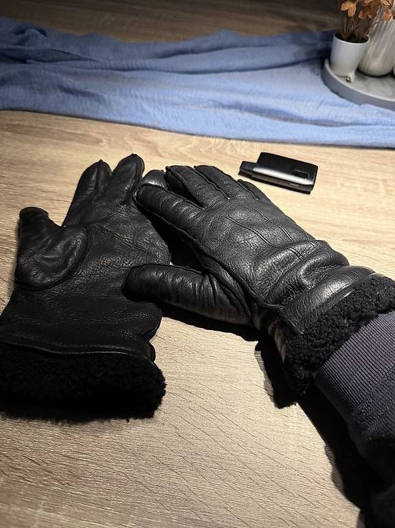 Autres accessoires hommes: Echtleder Strellson Handschuhe – D'occasion à Widnau par MarcBane 3