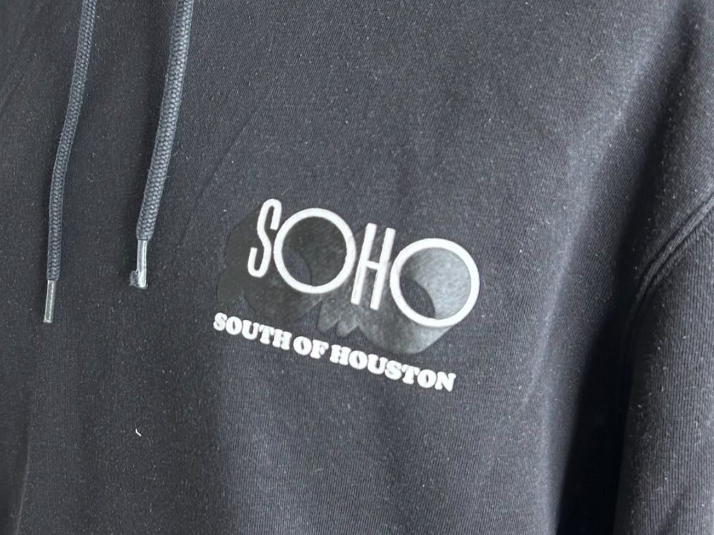 H&M Pulls & Sweat-shirts: H&M Hoodie – D'occasion à St. Gallen par look-twice 3