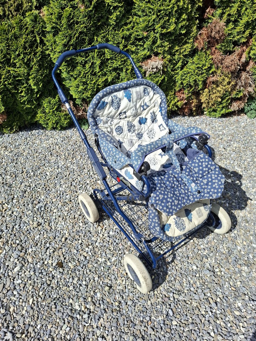 Carrozzine: Vintage Kinderwagen mit Qualität – Usato da Hunzenschwil venduto da Hardrock6 1