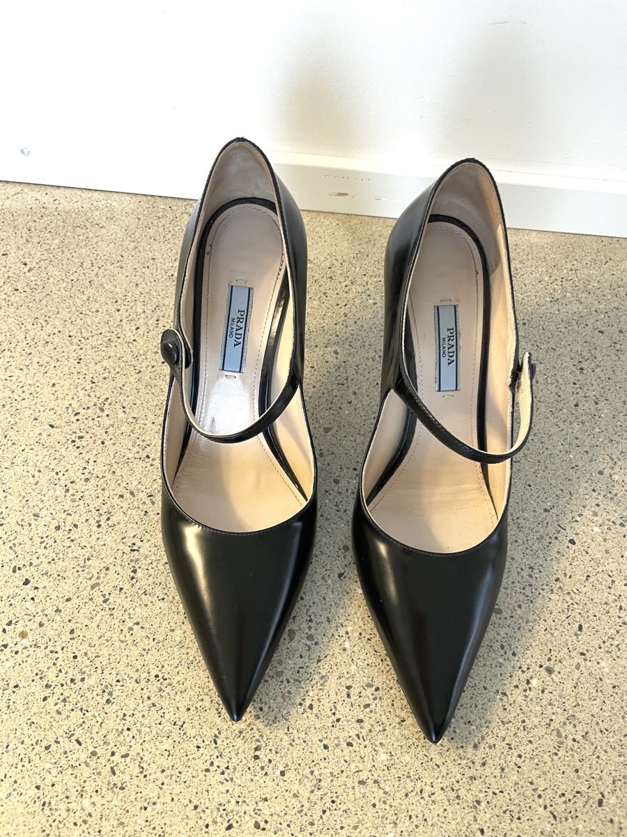 Prada Scarpe da donna: Prada Pumps – Usato da Stäfa venduto da Nicole093