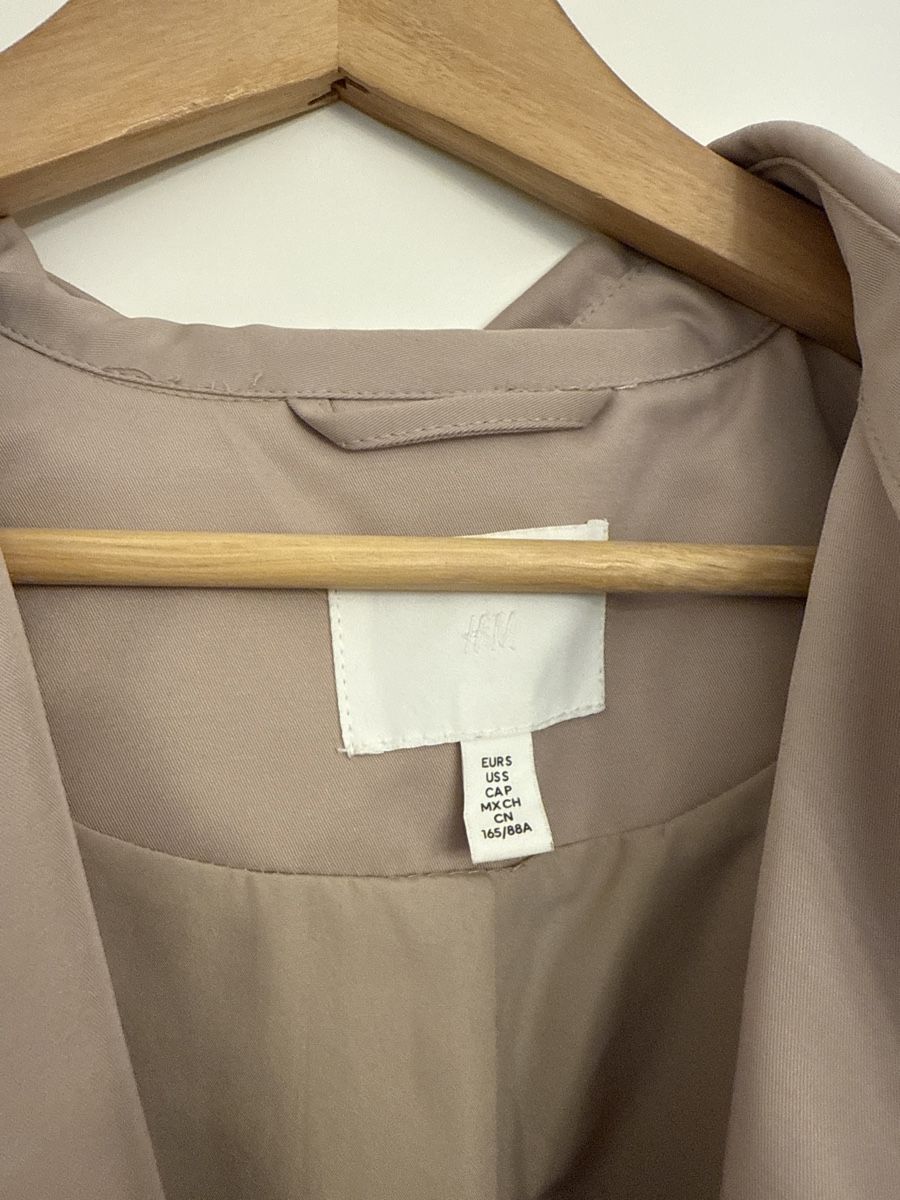 H&M Cappotti: H&M Trenchcoat NEU – Nuovo (secondo la descrizione) da Dietlikon venduto da f.a.1975 2