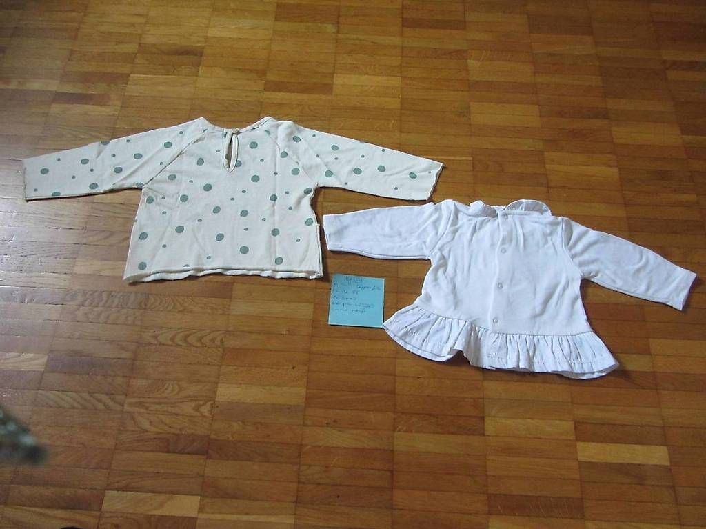 Kleiderpakete & -sets: Lot de 2 pulls légers filletaille 62 – Gebraucht aus Gland von bug_s7rw 1