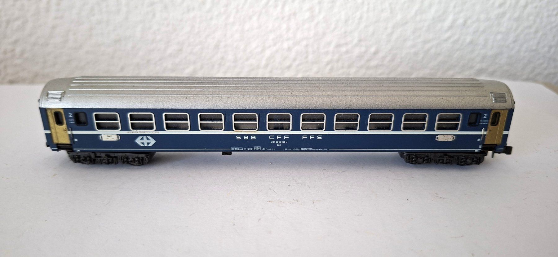 Trix Modelleisenbahnen: Minitrix Bcm blau SBB – Gebraucht aus Biberist von Ntrains
