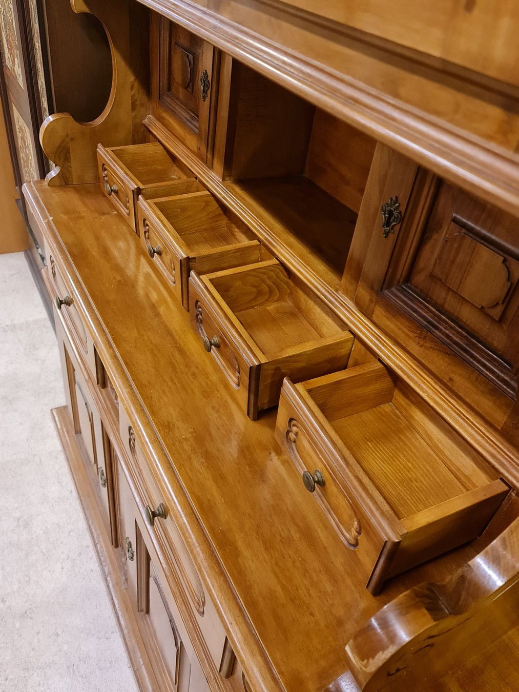 Credenze: Vintage Buffet – Usato da Degersheim venduto da Tosam_Degersheim 3