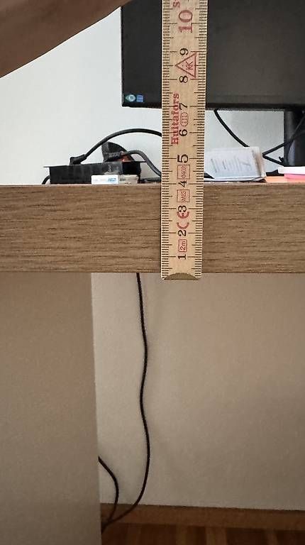 Scrivanie: Schreibtischplatte 3m lang, sehr stabil – Usato da Oberwil BL venduto da Coco_0620 4