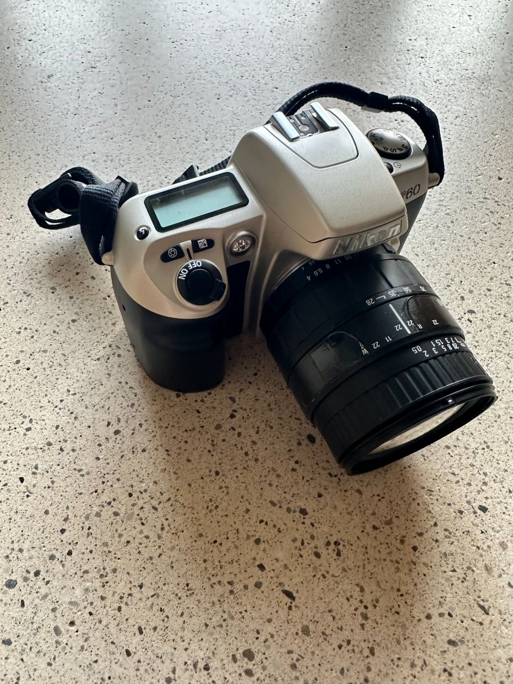 Minolta Fotocamera: Nikon F60 28-105mm Sigma – Usato da Basel venduto da Bahador 1