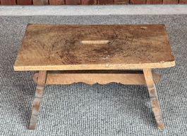 antiker Fussschemel, Hocker Nussbaum