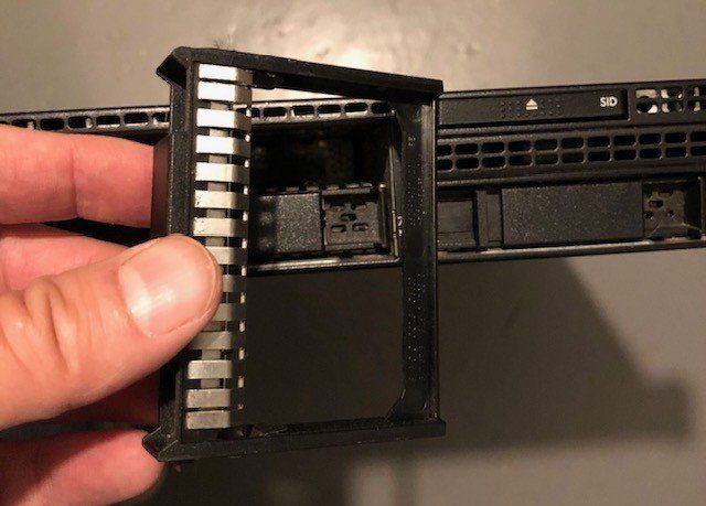 Hewlett Packard Server: HP ProLiant-Server DL360p Gen. 8 (Rackserver) – Usato da Buchs SG venduto da Handyman77 4
