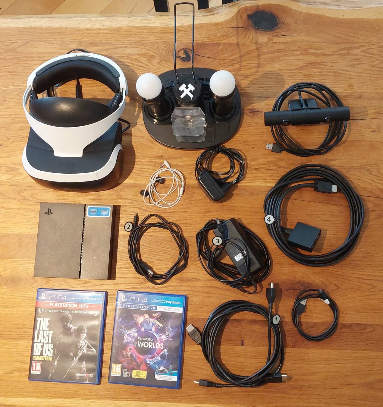 Casco VR: Set PSVR première génération  – Usato da Le Locle venduto da cor_l7nw