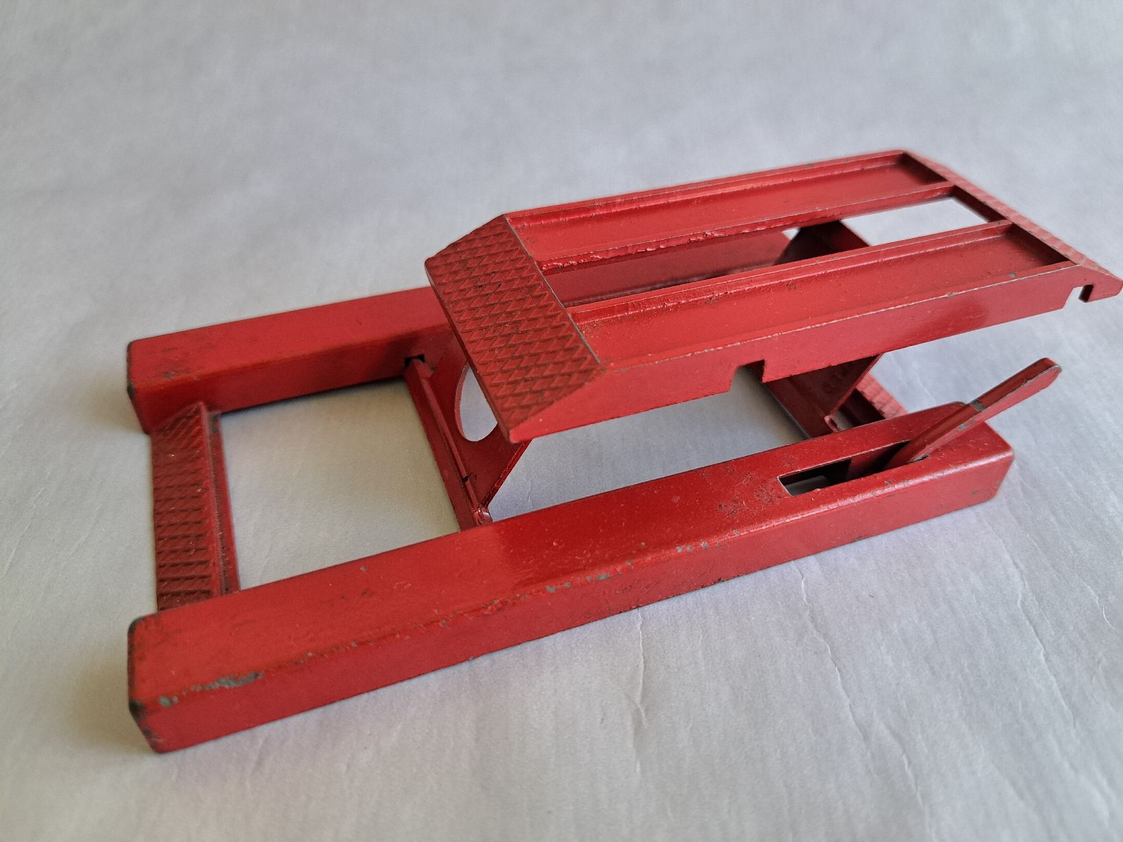Jouets: Auto-Aufbocker  1:43 – D'occasion à Zumikon par Berni6993