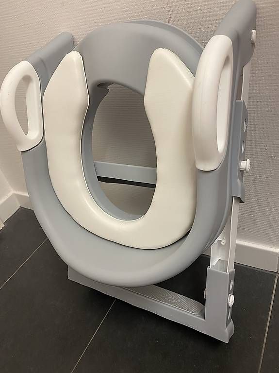 WC: Kinder-Toilettensitz Cocon, Ideal fürs Toilettentraining – Gebraucht aus Bern von Mondol 1