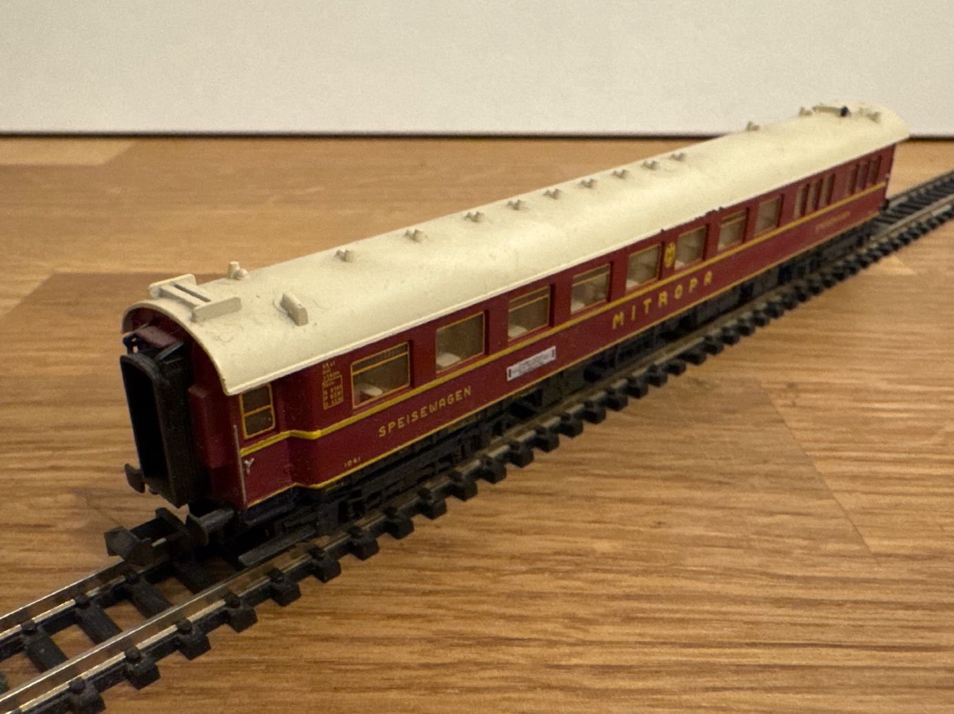 Trix Modellini di ferrovie: Minitrix 3154 Speisewagen "Mitropa" – Nuovo (secondo la descrizione) da Schlierbach venduto da Look8 2
