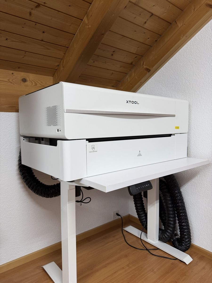 XTool Tutte le macchine: Xtool P2 55W CO2 Laser Cutter – Usato da Uznach venduto da Freak21