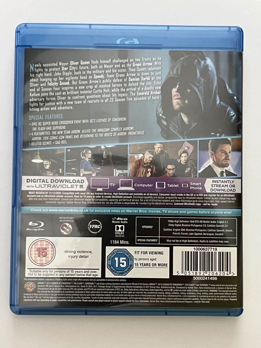 Alle DVDs: Arrow The Complete Fifth Season Blu-ray – Gebraucht aus Au ZH von Paninifieber26 1