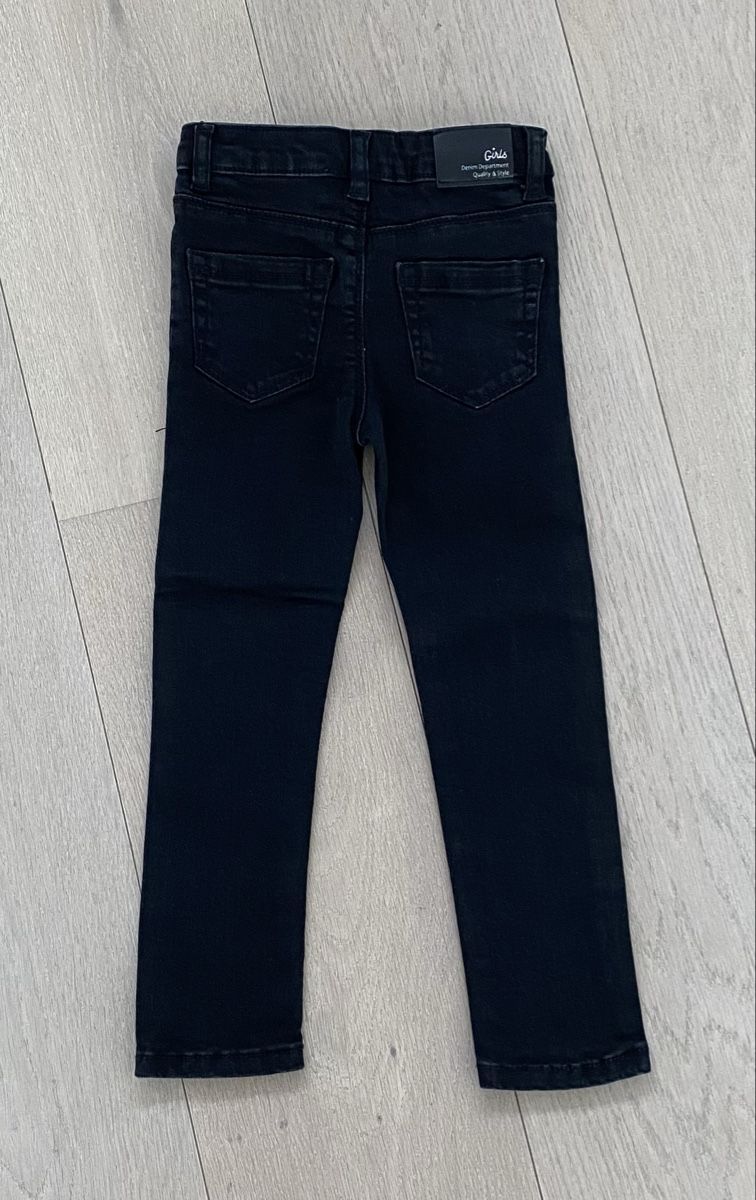 Pantaloni: Hose vertbaudet 104cm/4ans – Usato da Hofstetten SO venduto da ani_55wx 1