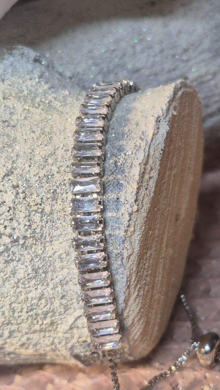 Bracciali & Braccialetti: Bracciale donna zirconi rettangolari regolabile argento – Nuovo (secondo la descrizione) da Giubiasco venduto da Stefaniav 8