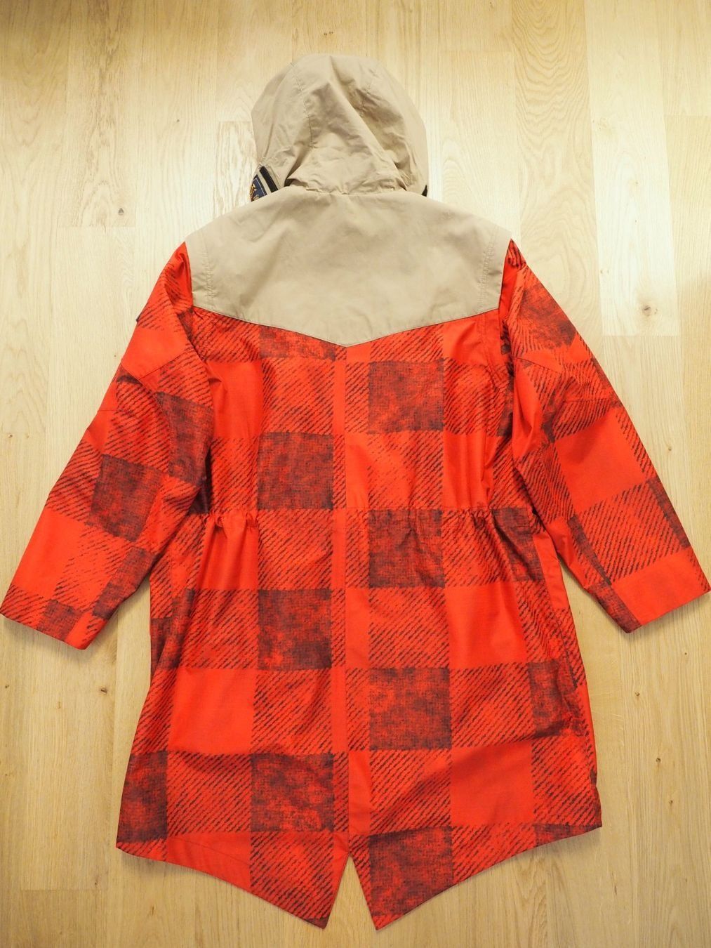 Jacken: Woolrich x Griffin Studio Regenmantel, rot/beige – Gebraucht aus Allenwinden von Babo2 4