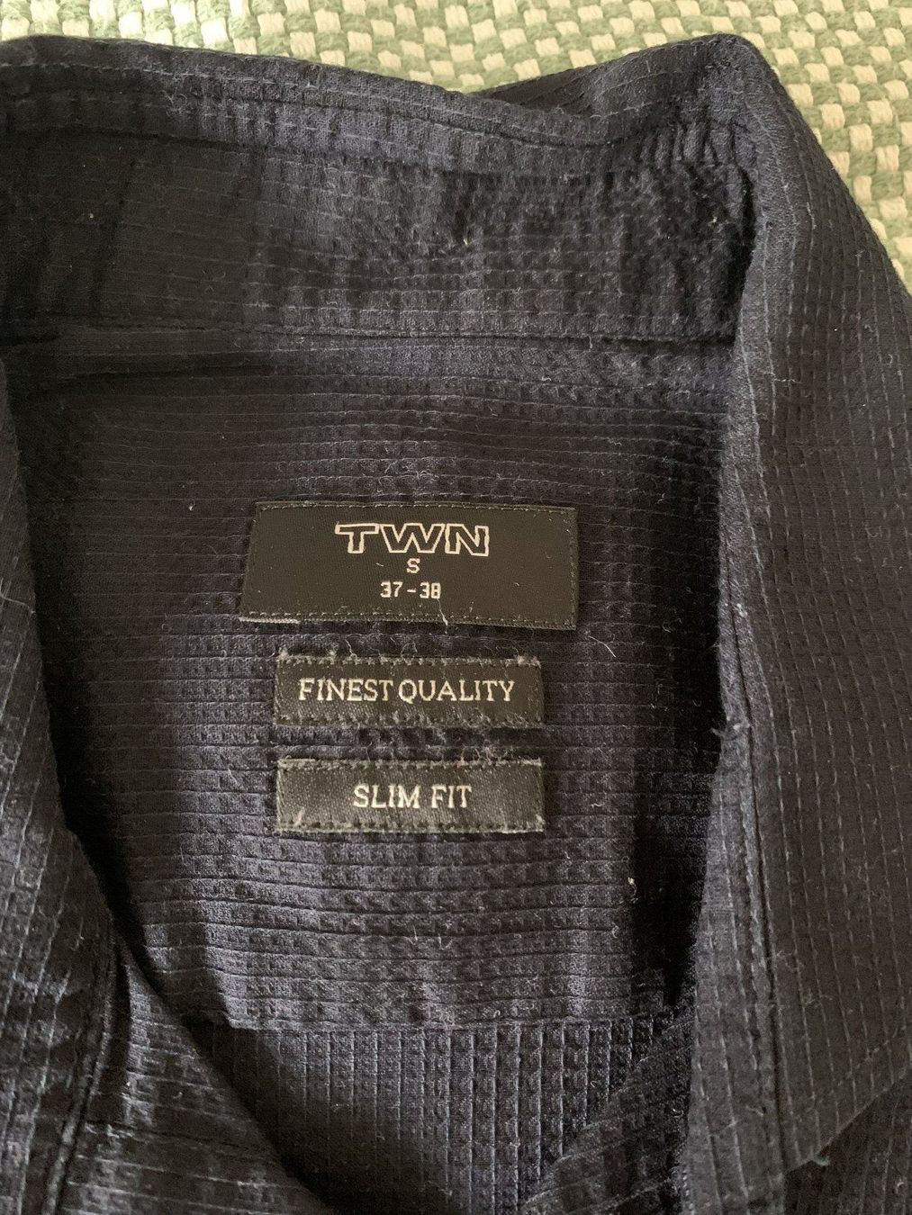 Hemden: TWN Slim-Fit-Hemd mit Karodetails Grösse S – Gebraucht aus Sementina von RiccardoCo 1