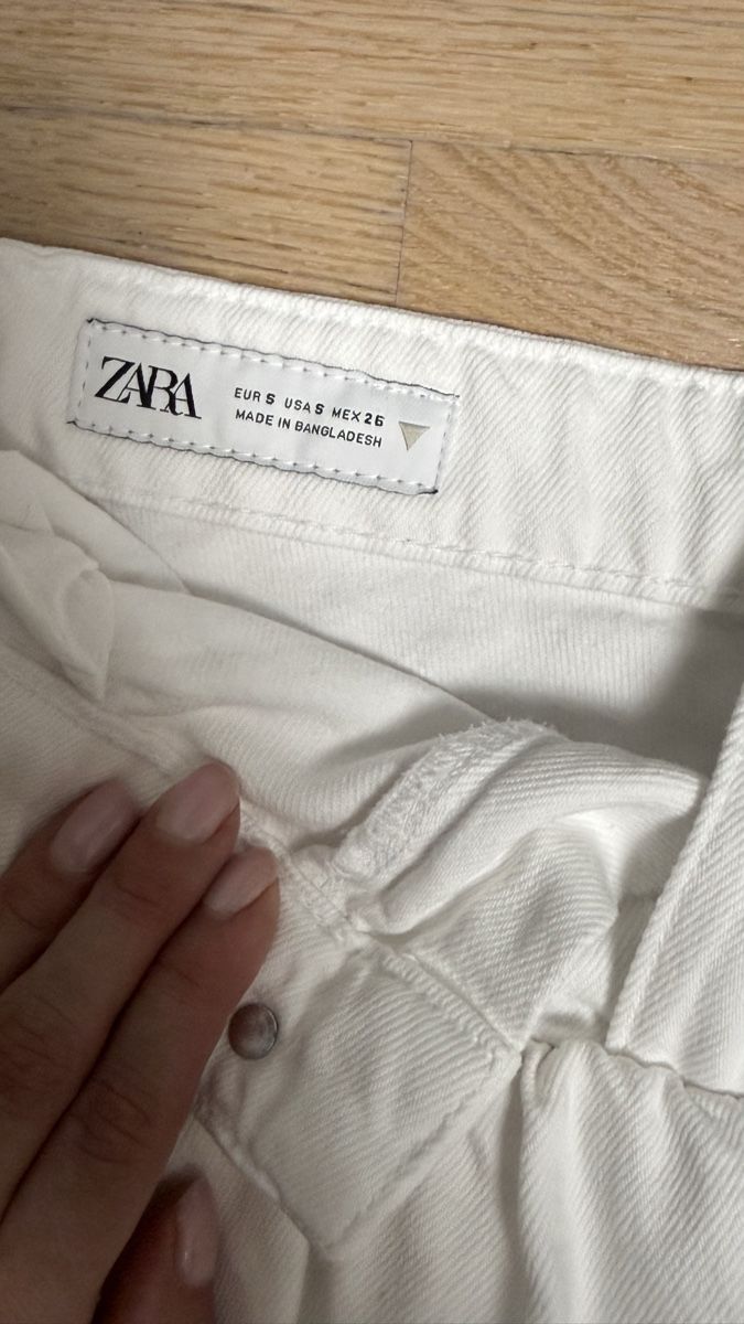 Zara Gonne: Jupe blanche Zara taille S bon état – Usato da Cham venduto da Ezhdoll 1