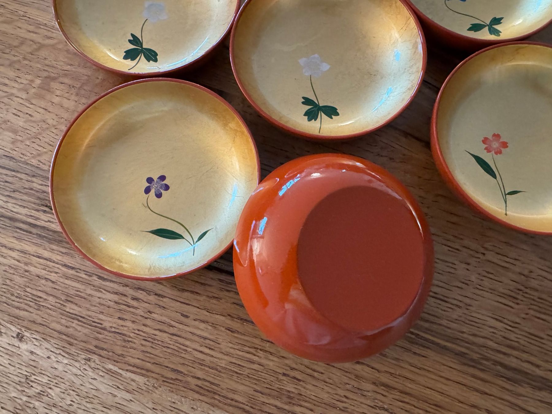 Piatti: Japanische Lackwaren-Schälchen 6 Stück – Usato da Oberrohrdorf venduto da ker_5h67 1