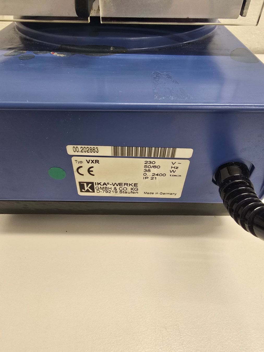 Tutte le macchine: IKA Vibrax VXR basic Typ VX 2 – Usato da Niederdorf venduto da LeptonAG_Labor 3