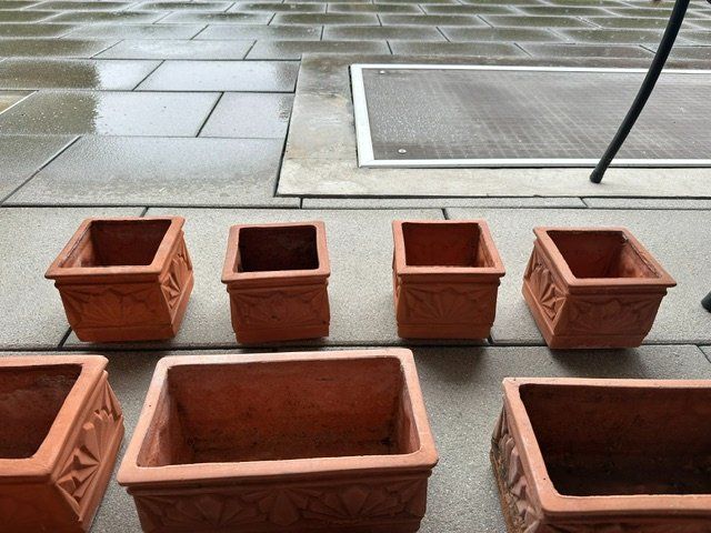 Blumentöpfe: Hübsche Blumenkistli aus Ton – Gebraucht aus Pfäffikon zh von sambalina 3