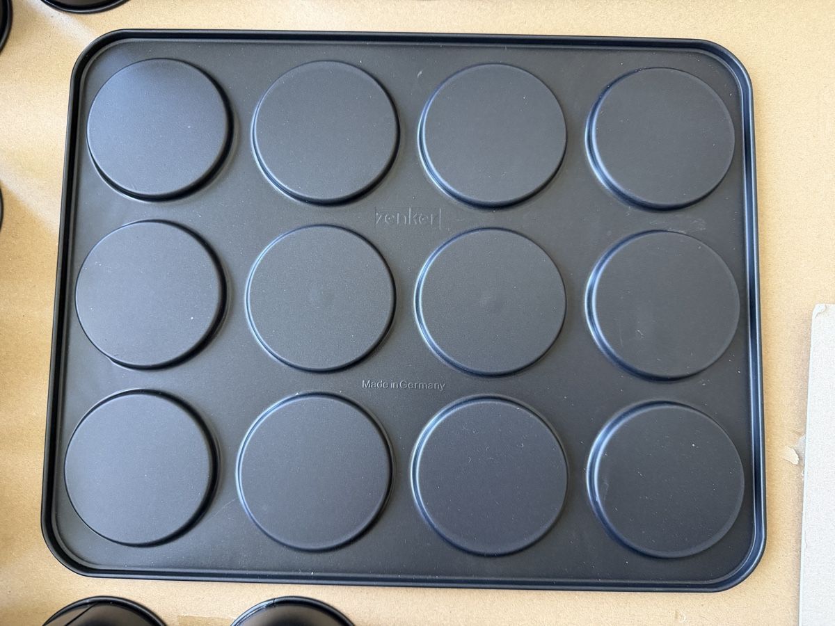 Teglie da forno: Zenker 12er-Mini-Törtchen-Backblech – Nuovo (secondo la descrizione) da Aarau venduto da Tam6 3