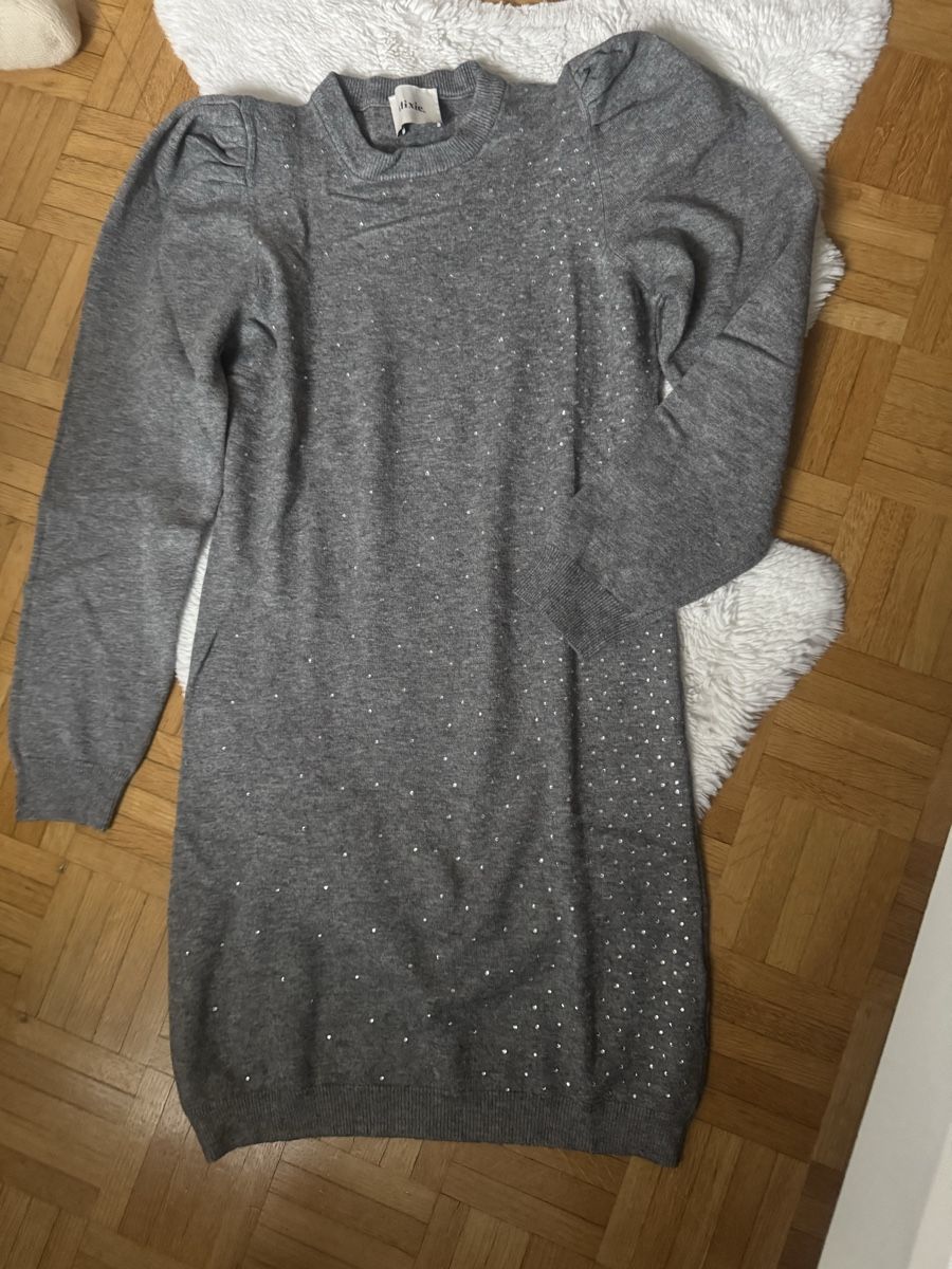 Kleider: Dixie Strickkleid grau mit Strasssteinen Grösse S – Neu (gemäss Beschreibung) aus Kriens von mav_hd9r 1