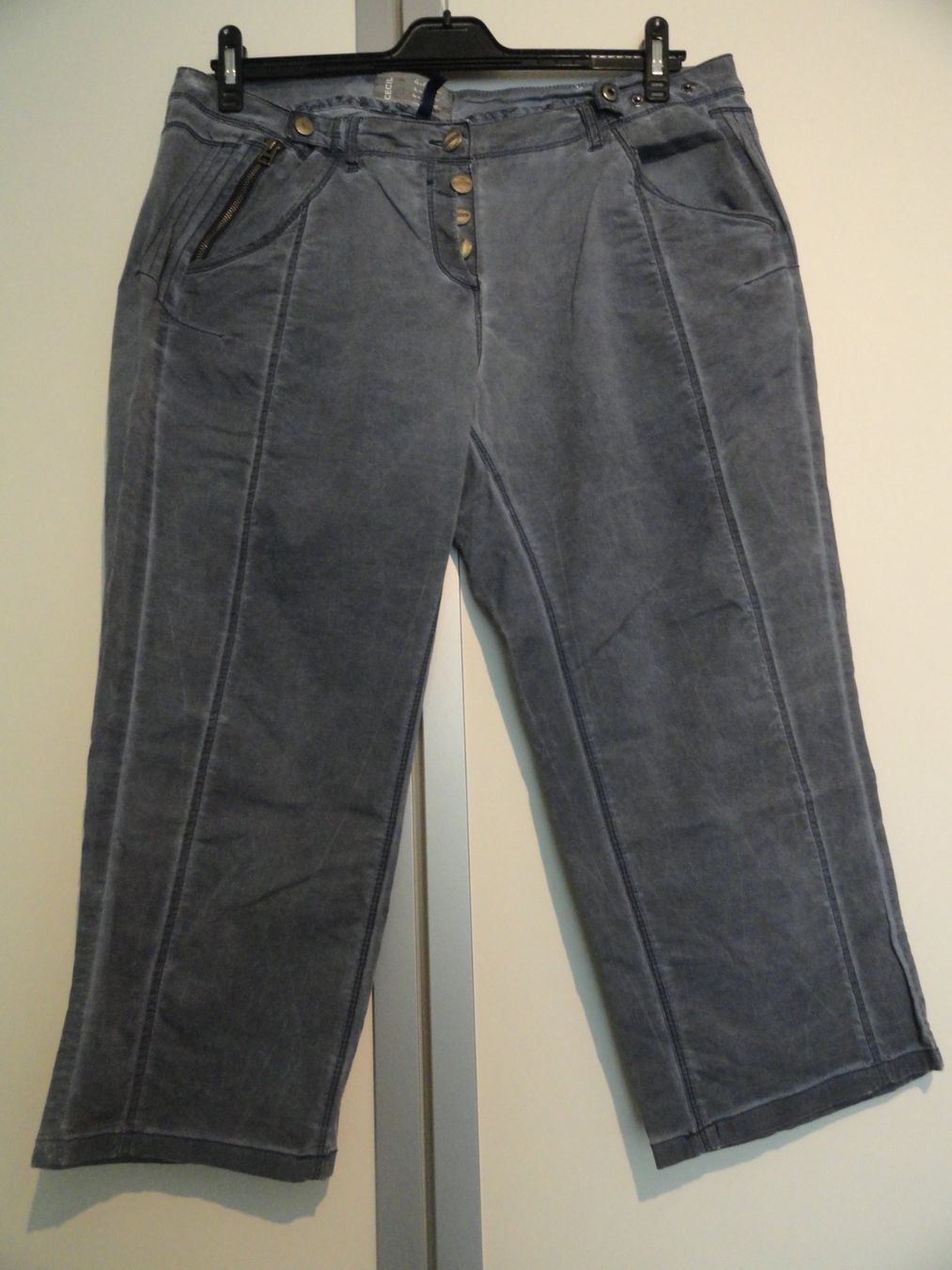 Cecil Pantaloni: 7/8 CECIL SOMMERHOSE GR. M/L *** – Usato da Uetendorf venduto da bibibop