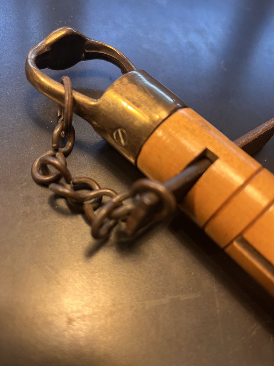 Articoli in legno: Eguisoire pour canne de billard – Usato da Vernier venduto da ilcastrato 1