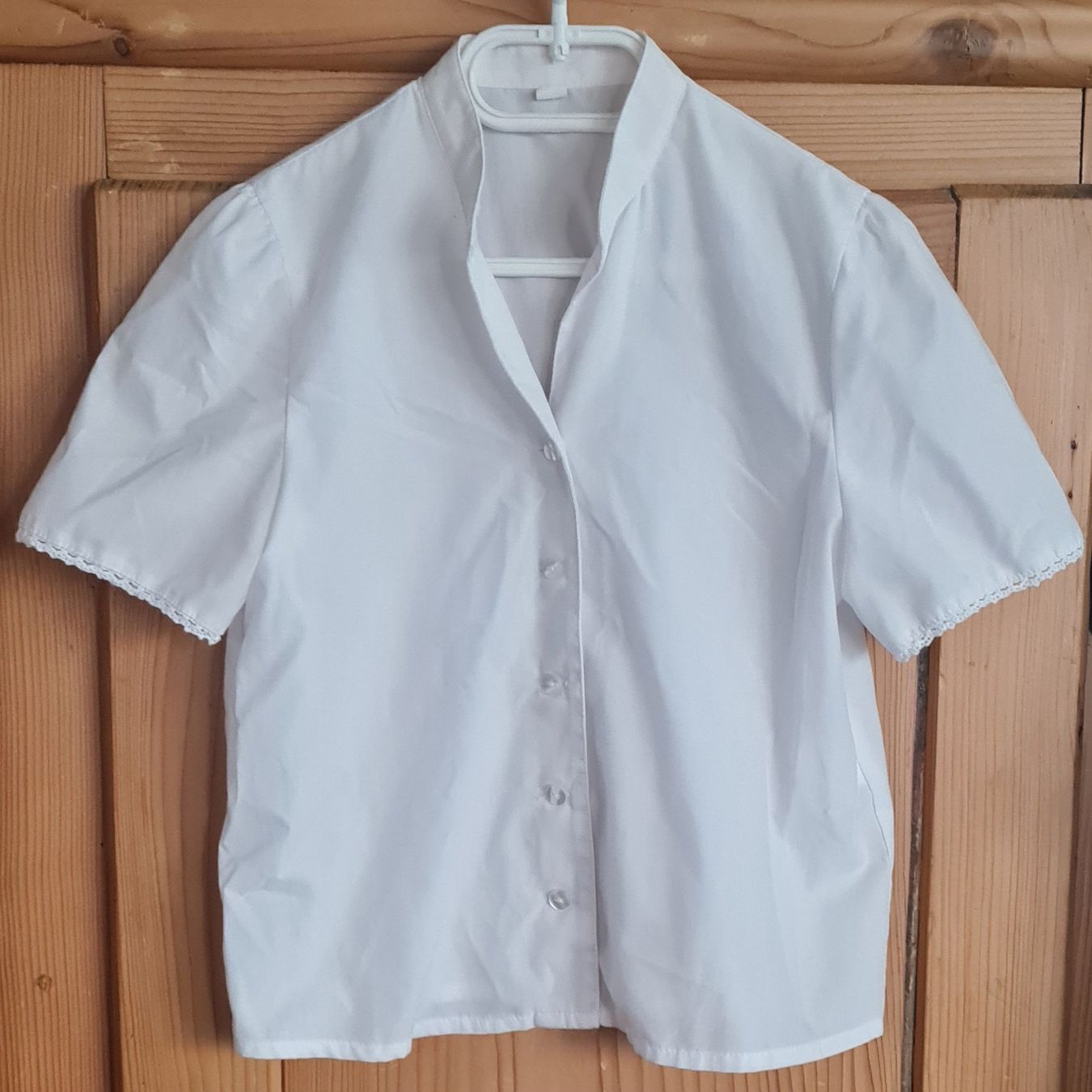 Camicette, T-shirt & Top: Bluse Kurzarm mit Spitzen an den Ärmeln Gr. 152 – Usato da Beinwil Freiamt venduto da tafa8