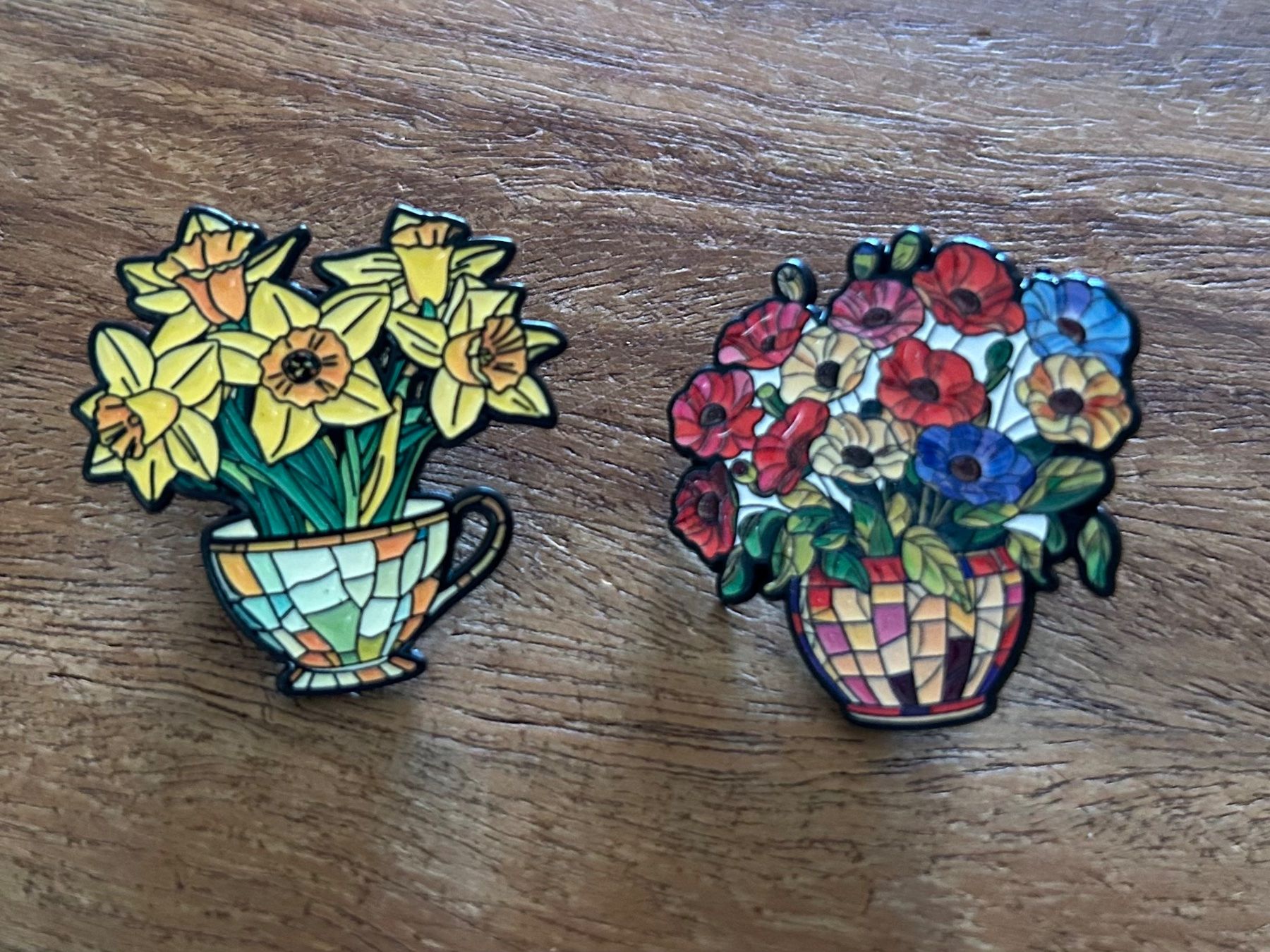 Plaquettes & Badges: Set 2x Pin Blumen – Neuf avec emballage d'origine à Geneve par vane267