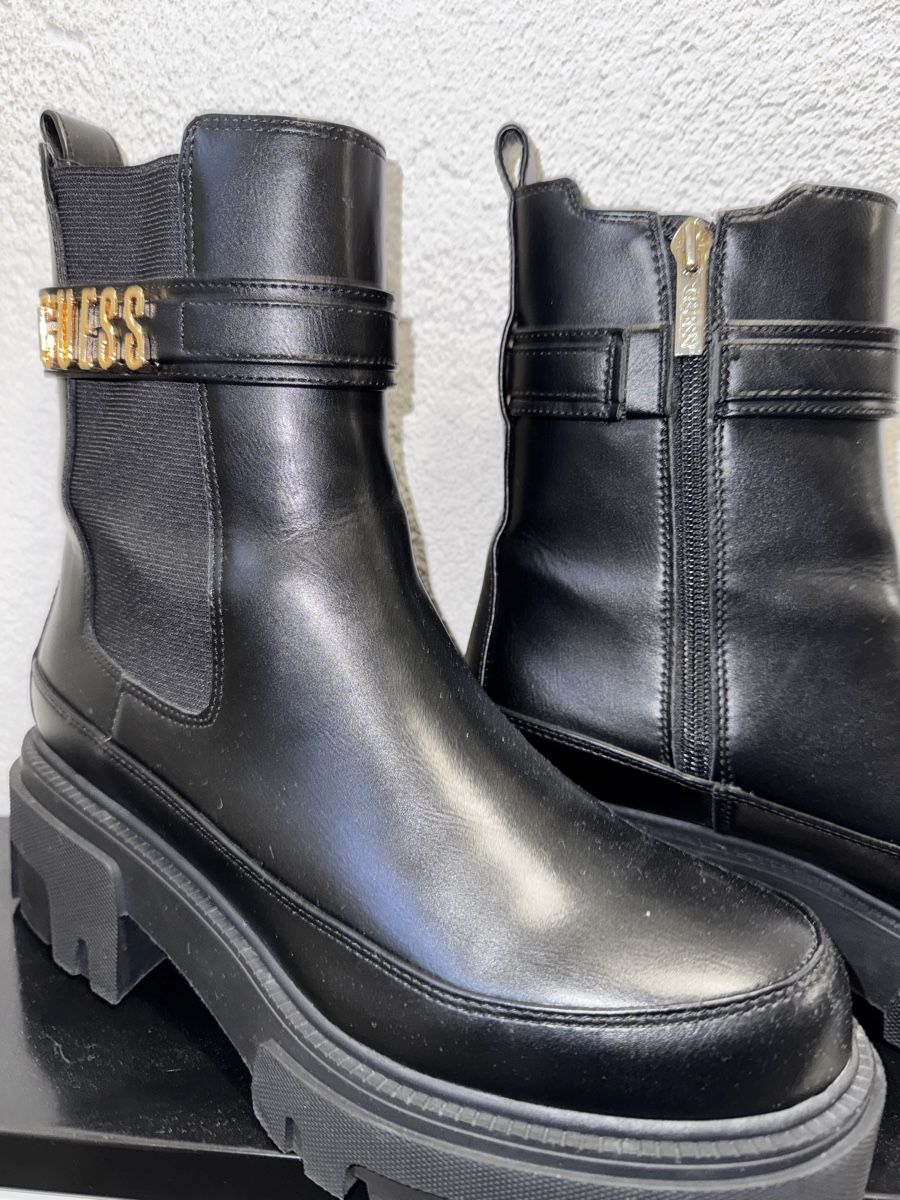 Guess Damenschuhe: Guess Schuhe gr39 – Neu (gemäss Beschreibung) aus Weite von Quarantino 3