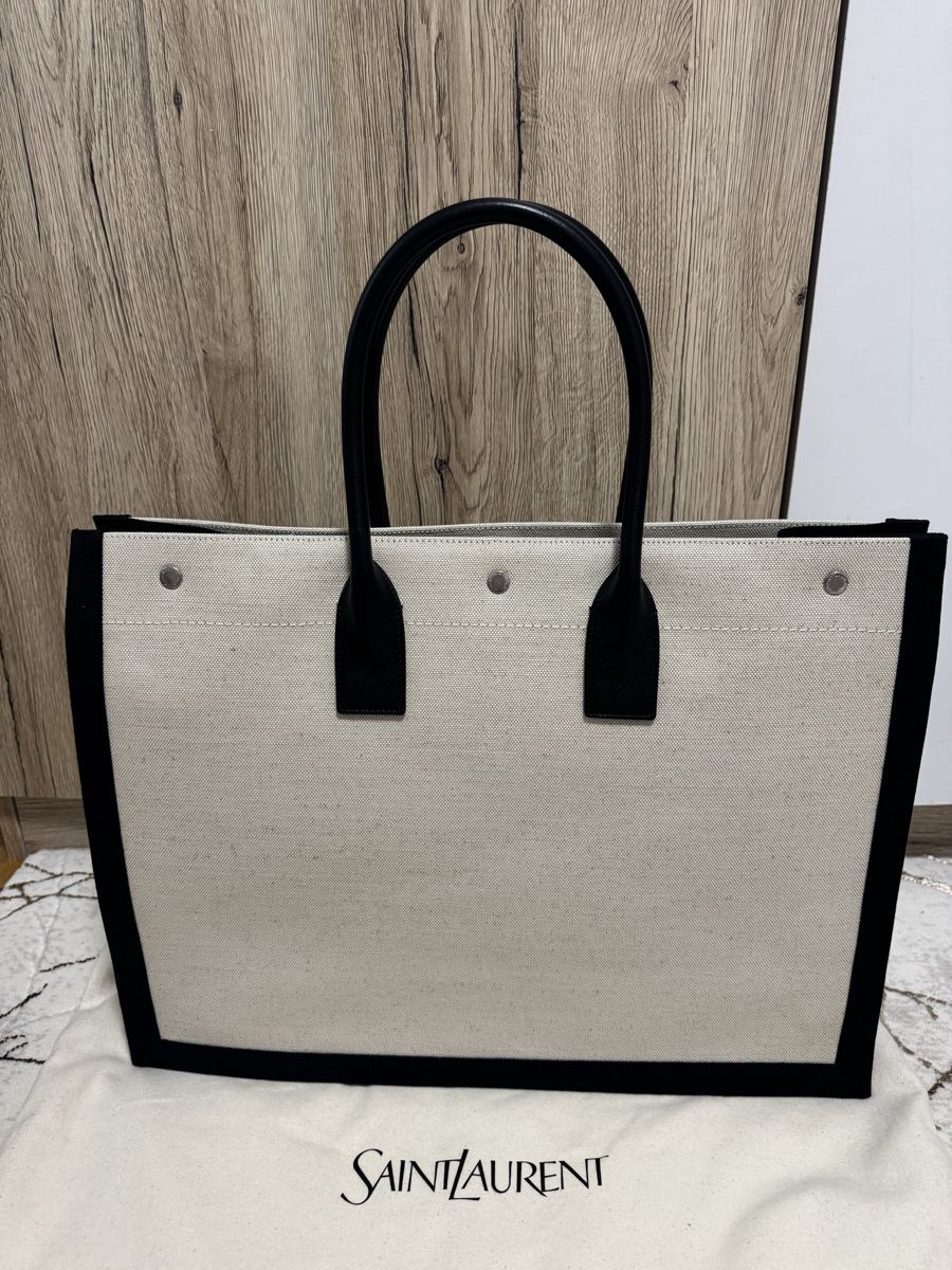 Borse: Saint Laurent Rive Gauche Large Tote Bag – Nuovo (secondo la descrizione) da Fribourg venduto da ann_bh2p 3