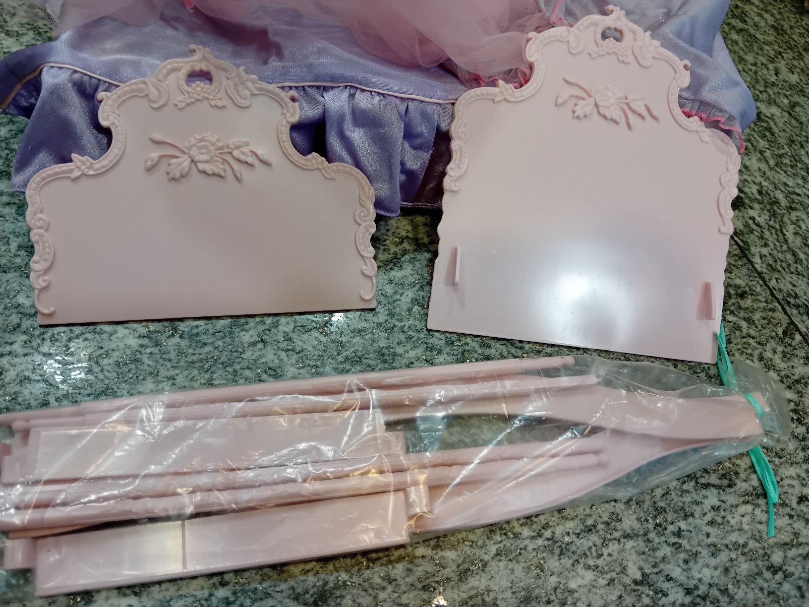 Casette per bambini: Petra Himmelbett per bambole Barbie – Usato da Biasca venduto da Old_6blh 4