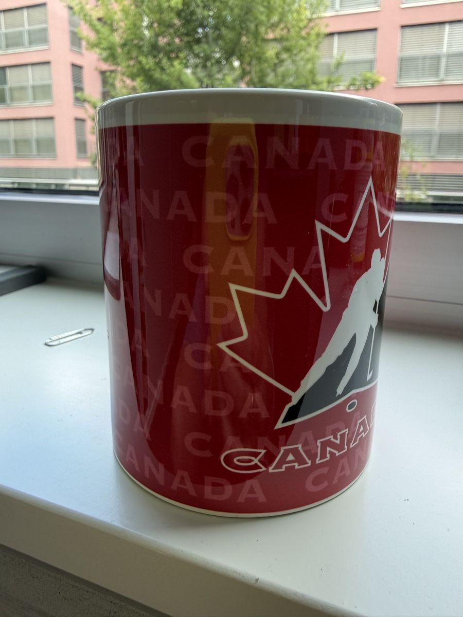 Tassen: Tasse Canada – Neu (gemäss Beschreibung) aus Winterthur von Montreal63 3