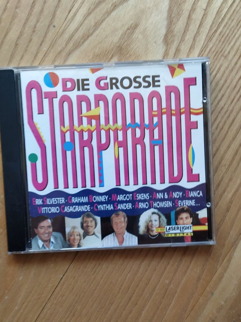 CD: Die Grosse Starparade - CD – Usato da Männedorf venduto da Yoshi_87