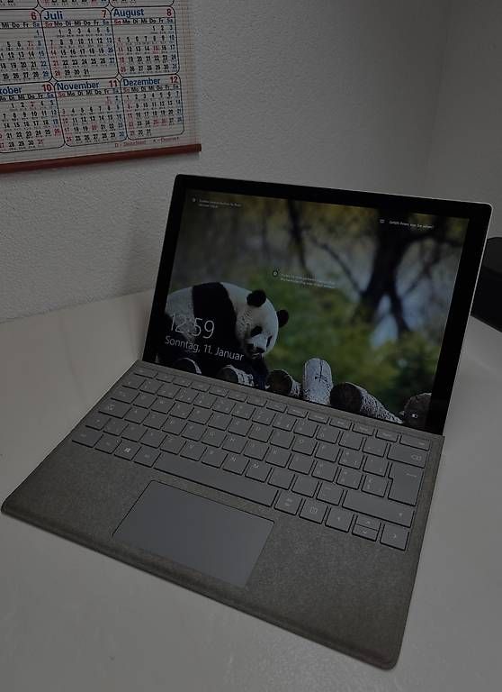 Tablettes PC: Windows Surface  – D'occasion à Basadingen par ETOlias