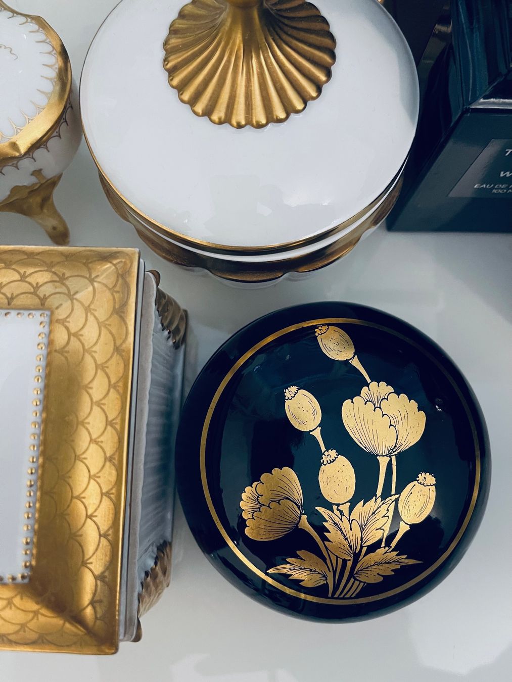 Altro in Decorazioni & Accessori: Wunderschöner Dose Mit Lackart – Usato da Winkel venduto da Glamour4You